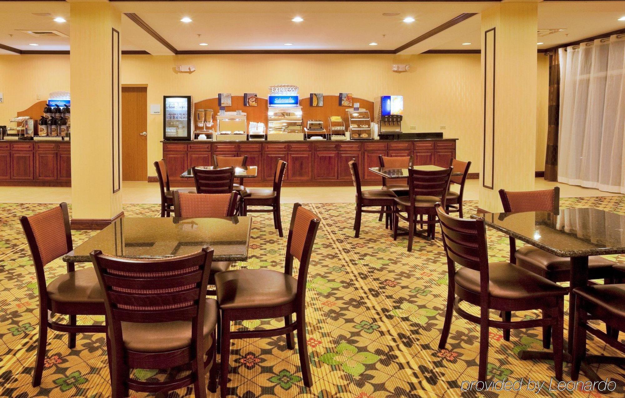 Holiday Inn Express Hotel & Suites Palm Bay By Ihg Exteriör bild